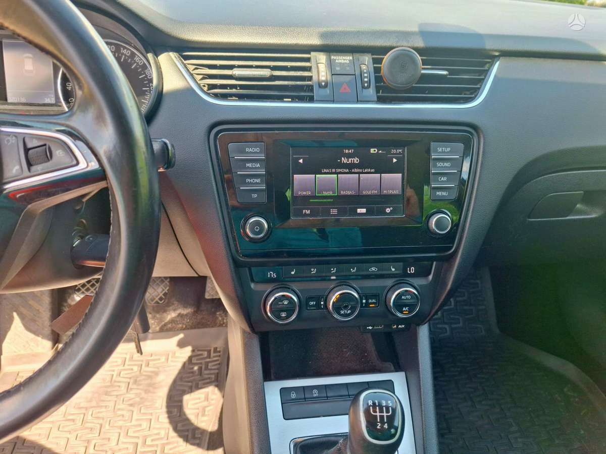 Škoda Octavia - 9