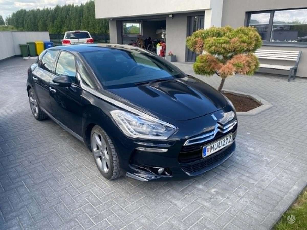 Citroen DS5, 2.0 l., Хэтчбек