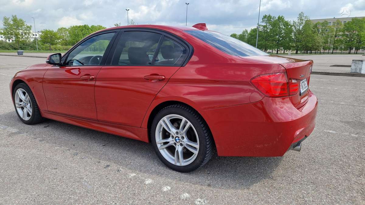 BMW 335, 3.0 l., Седан
