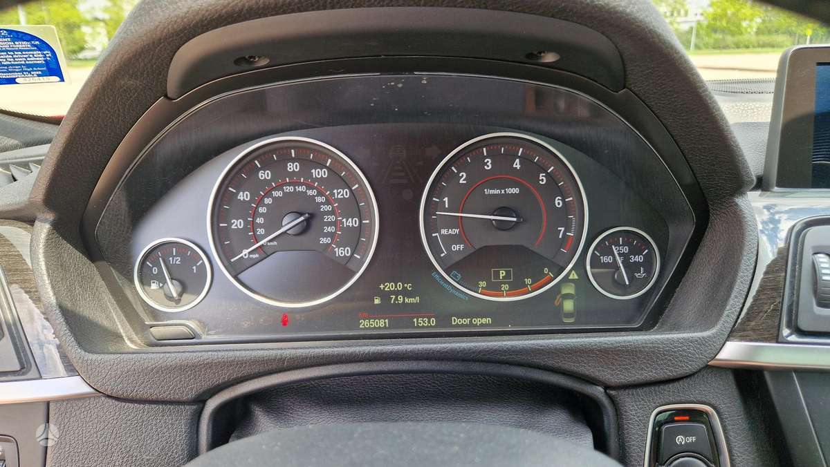 BMW 335, 3.0 l., Седан