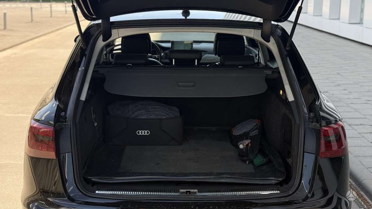Audi A6, 3.0 l., wagon