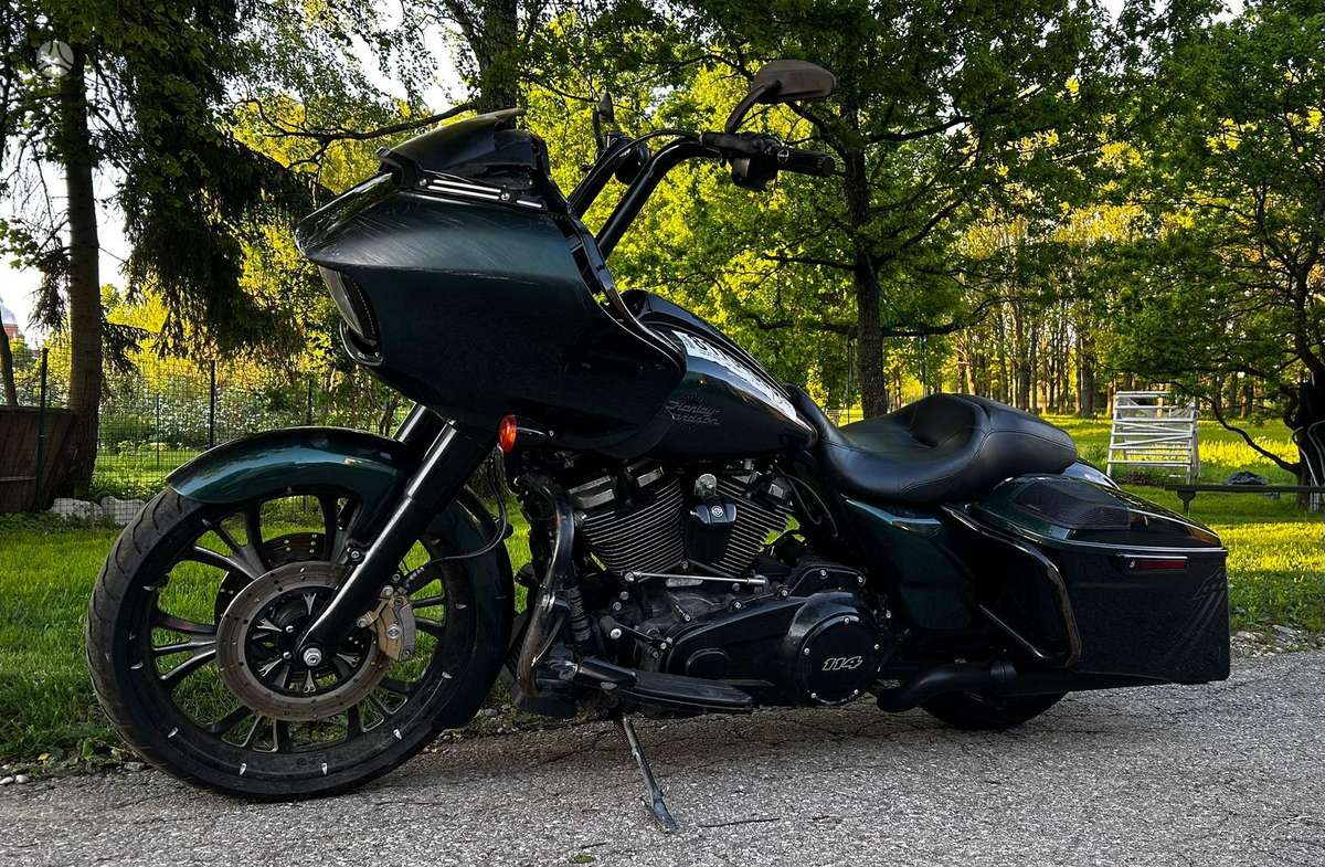 Harley-Davidson Road Glide 1868cc, choppers / cruisers / custom