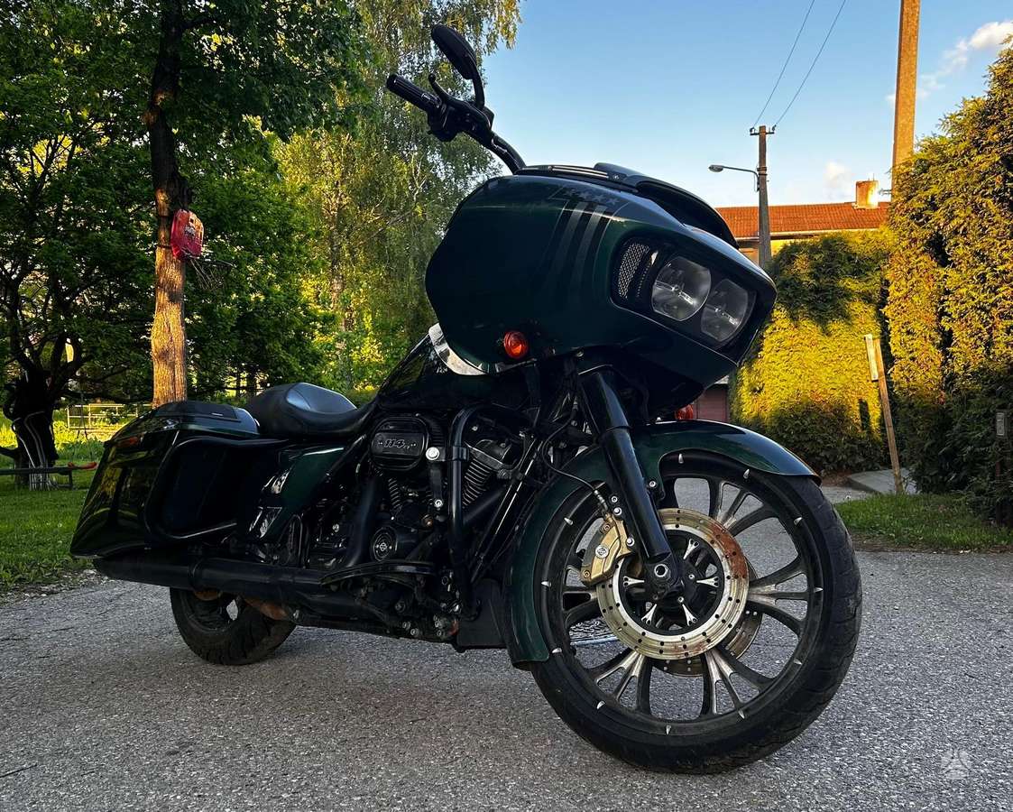 Harley-Davidson Road Glide 1868cc, choppers / cruisers / custom