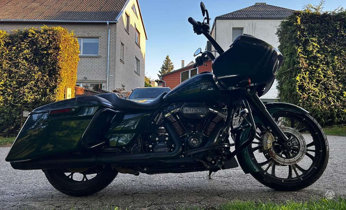 Harley-Davidson Road Glide 1868cc, choppers / cruisers / custom
