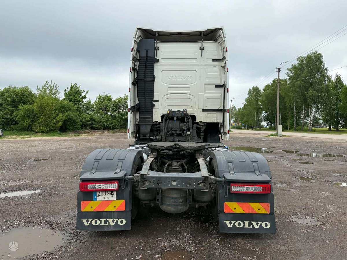 Volvo Fh, double sleeper