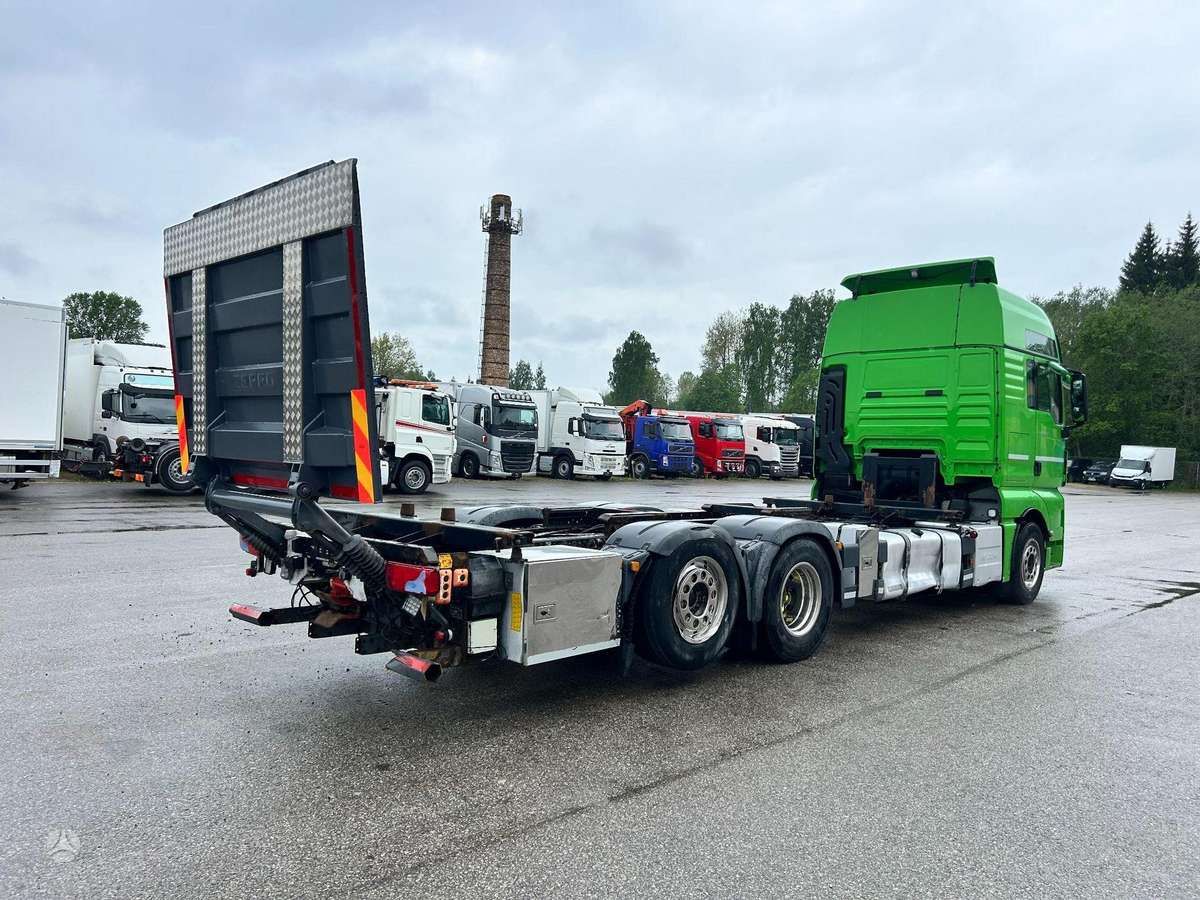 MAN TGX26.480, container trucks