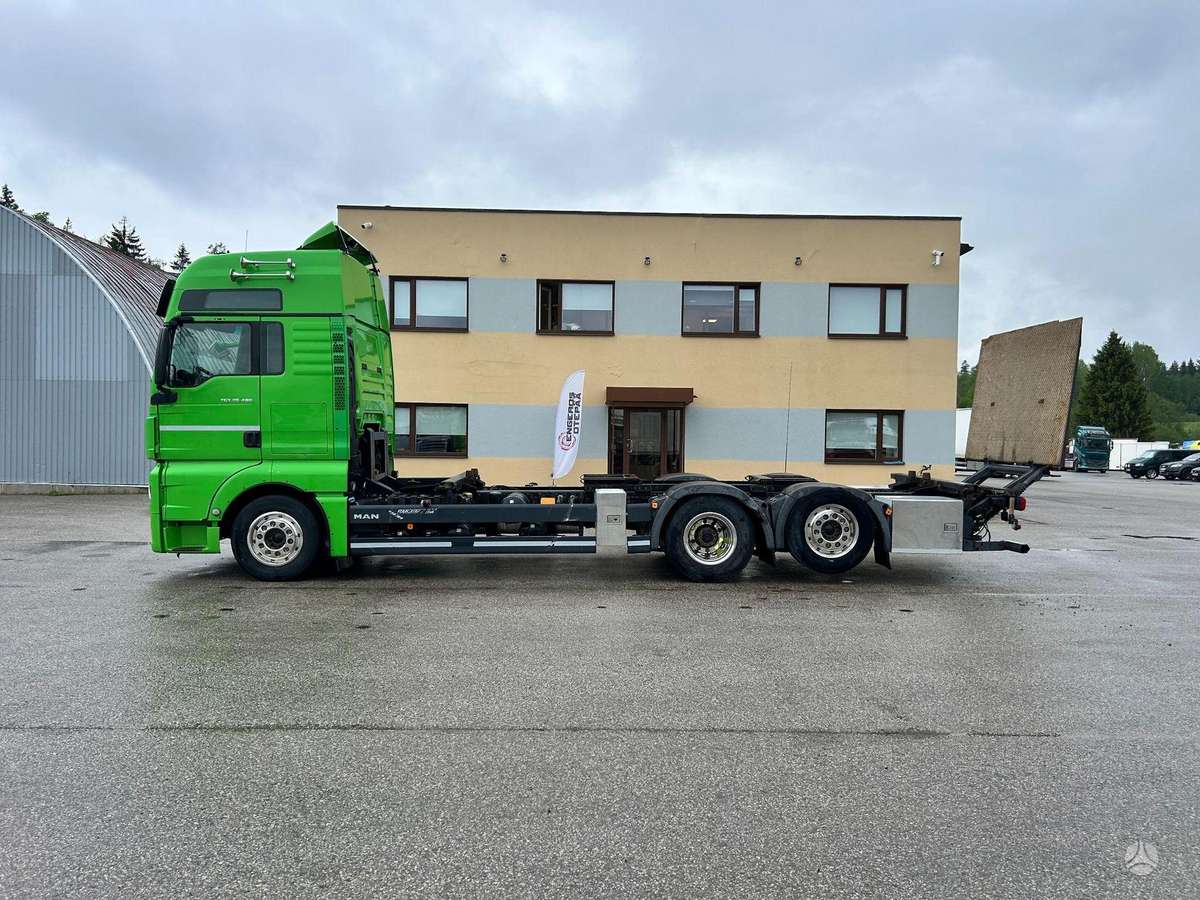 MAN TGX26.480, container trucks