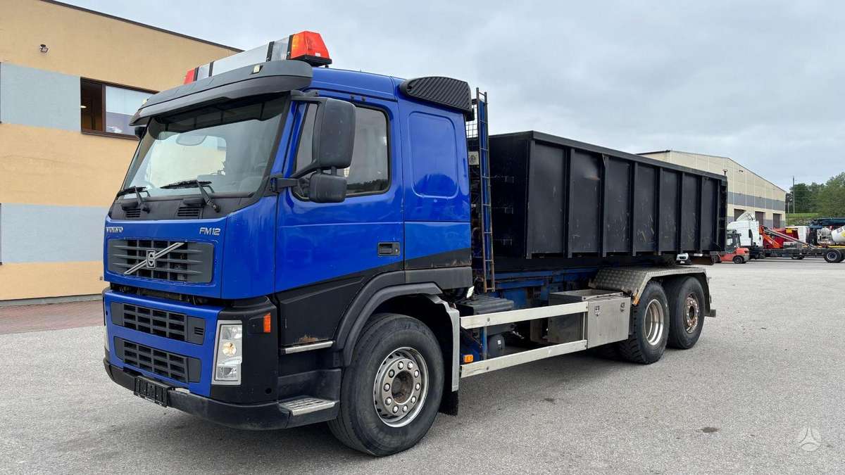 Volvo FM12, hooklift trucks