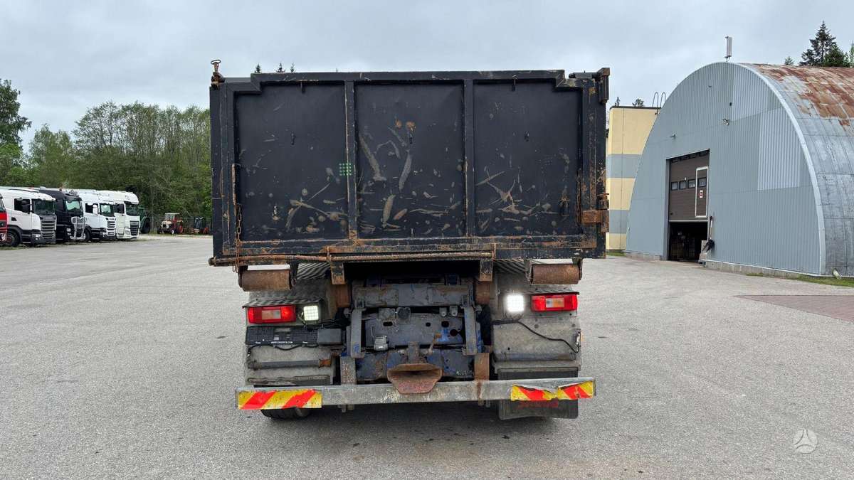 Volvo FM12, hooklift trucks