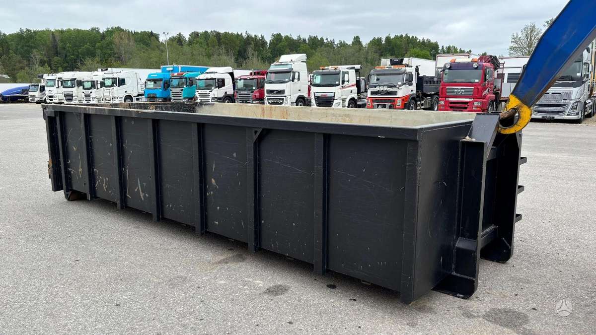 Volvo FM12, hooklift trucks