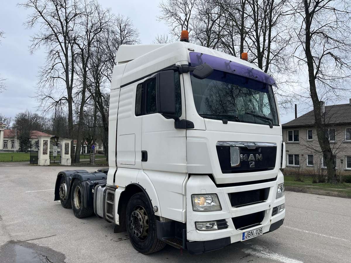 MAN TGX, 2 спальных места