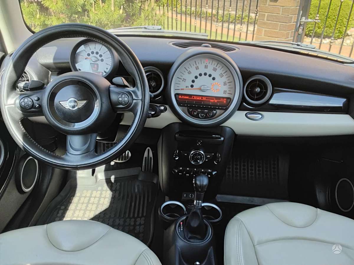 Mini Cooper S, 1.6 l., hatchback