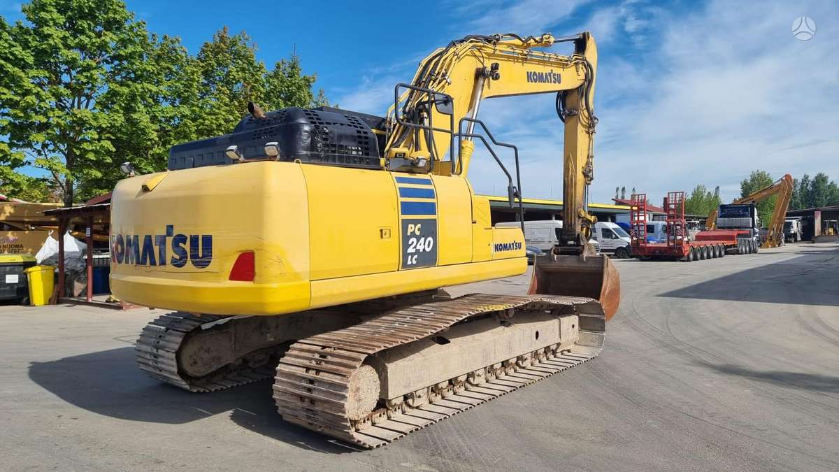 Komatsu PC 240 LC-11, экскаваторы