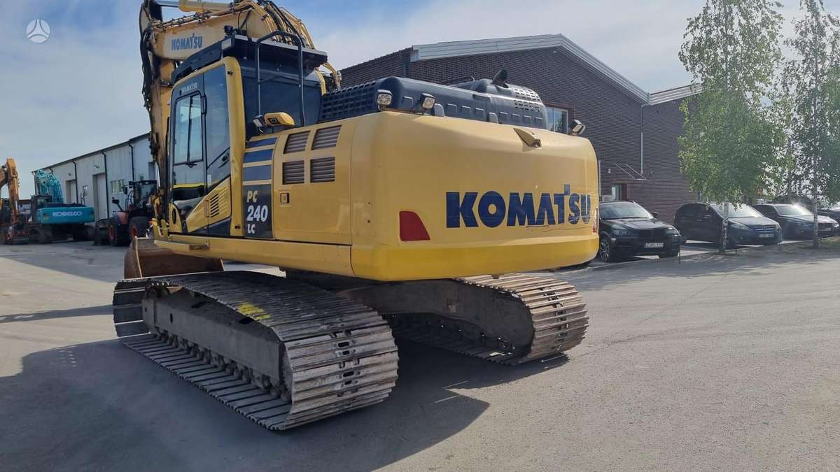 Komatsu PC 240 LC-11, экскаваторы