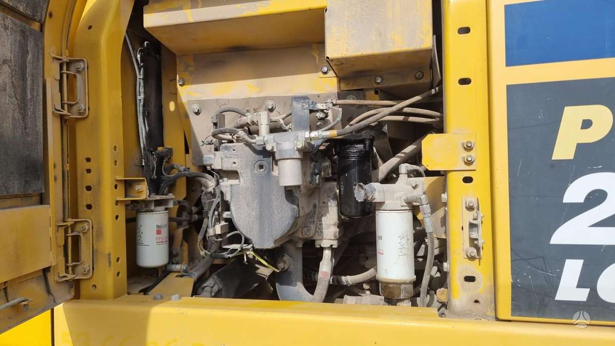Komatsu PC 240 LC-11, экскаваторы