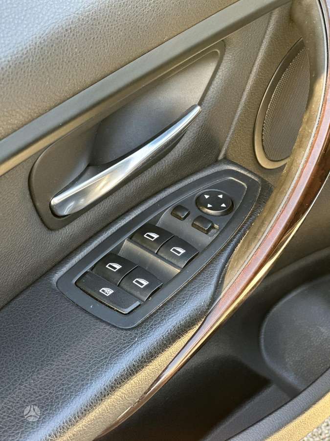 BMW 328, 2.0 l., Седан