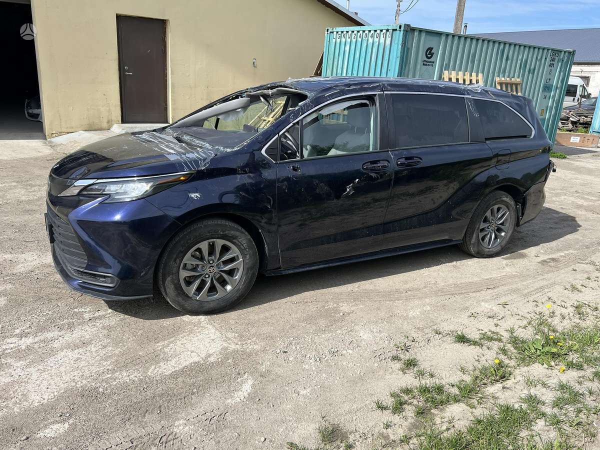 Toyota Sienna по частям. Usa dalimis