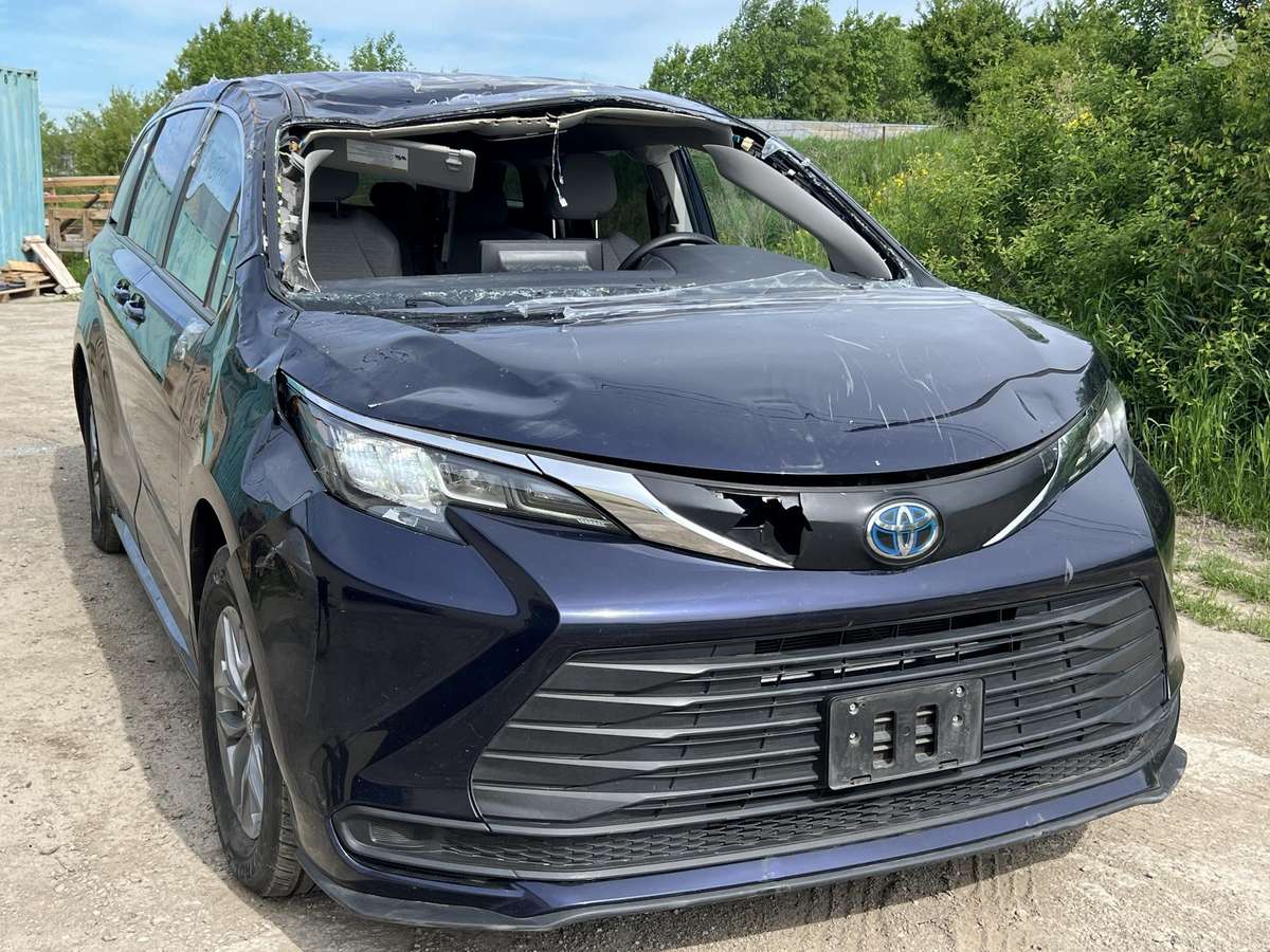 Toyota Sienna по частям. Usa dalimis