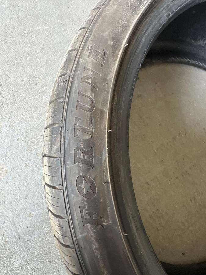 Fortuna, summer 225/40 R18
