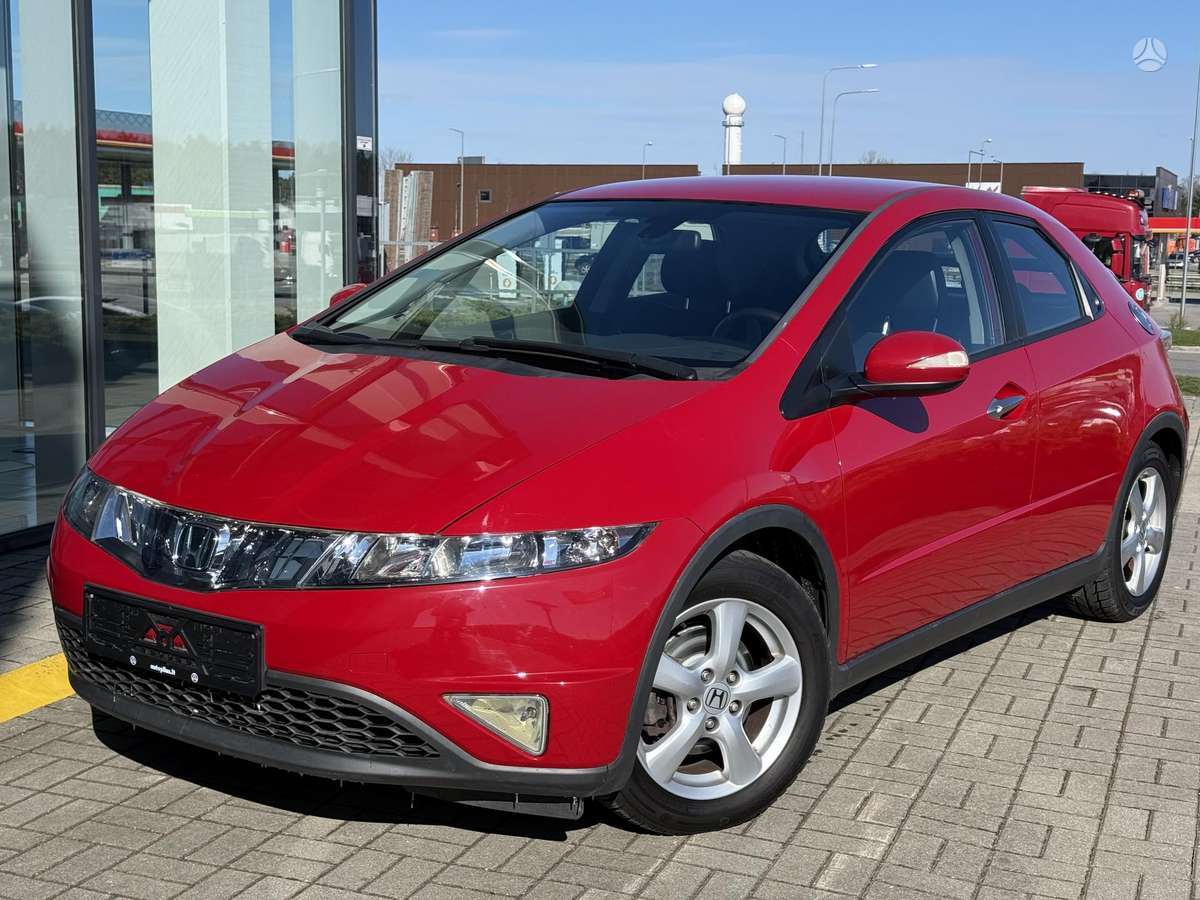 Honda Civic, 1.3 l., hatchback