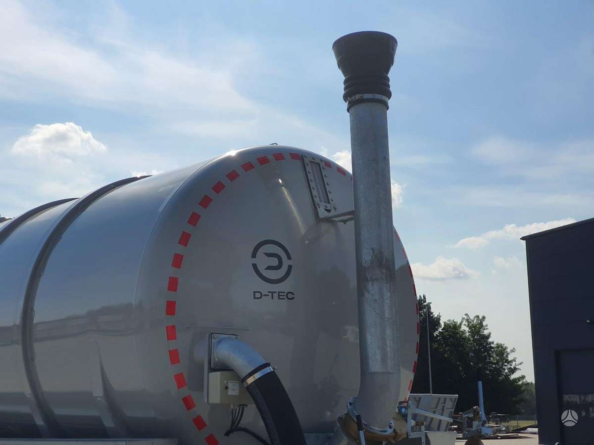 D-TEC Tank SV2011 Quickliner, tanker