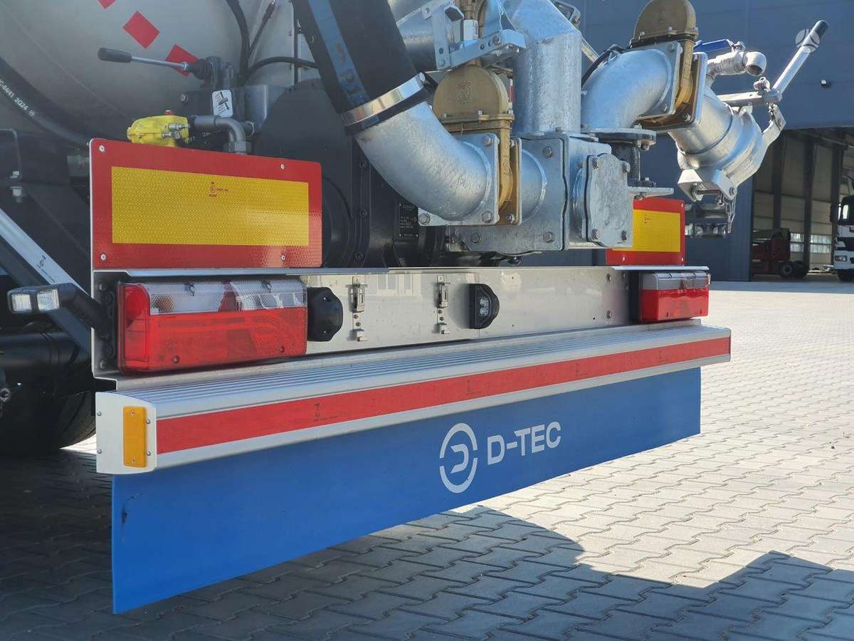 D-TEC Tank SV2011 Quickliner, cisterninės