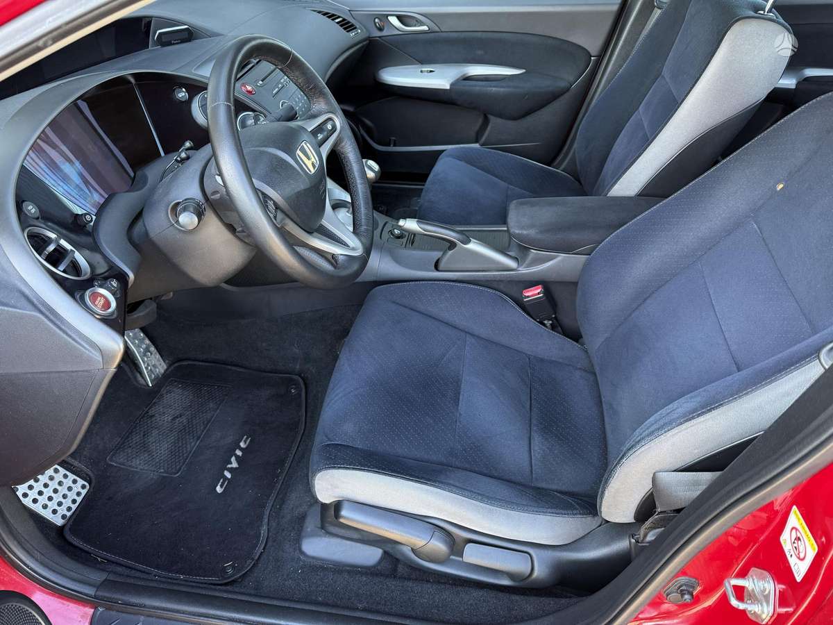 Honda Civic, 1.3 l., hatchback