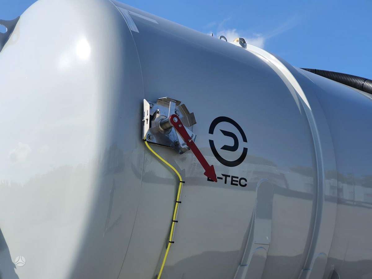 D-TEC Tank SV2011 Quickliner, cisterninės