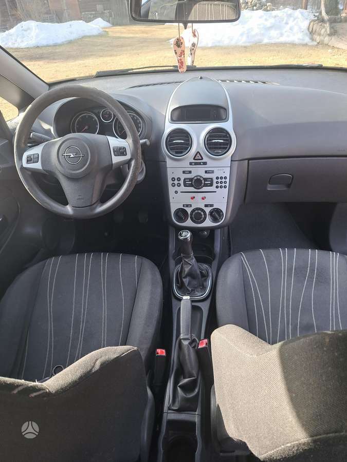 Opel Corsa, 1.3 l., hatchback