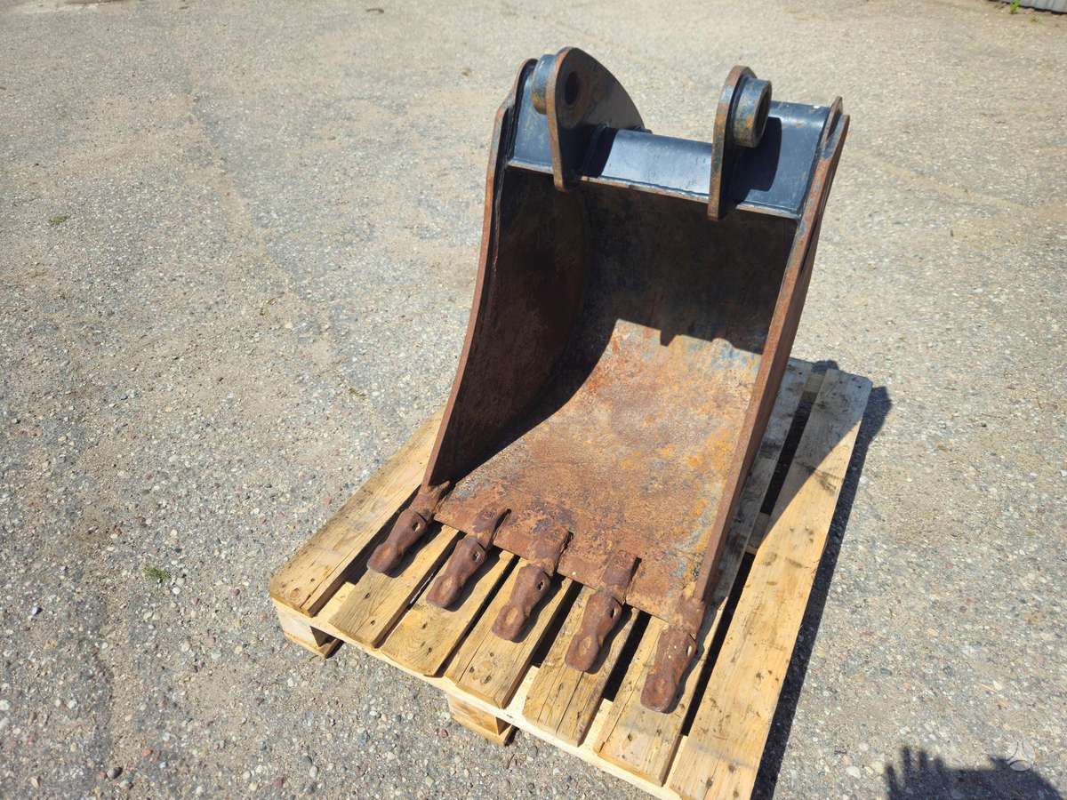 Caterpillar 416/442, buckets