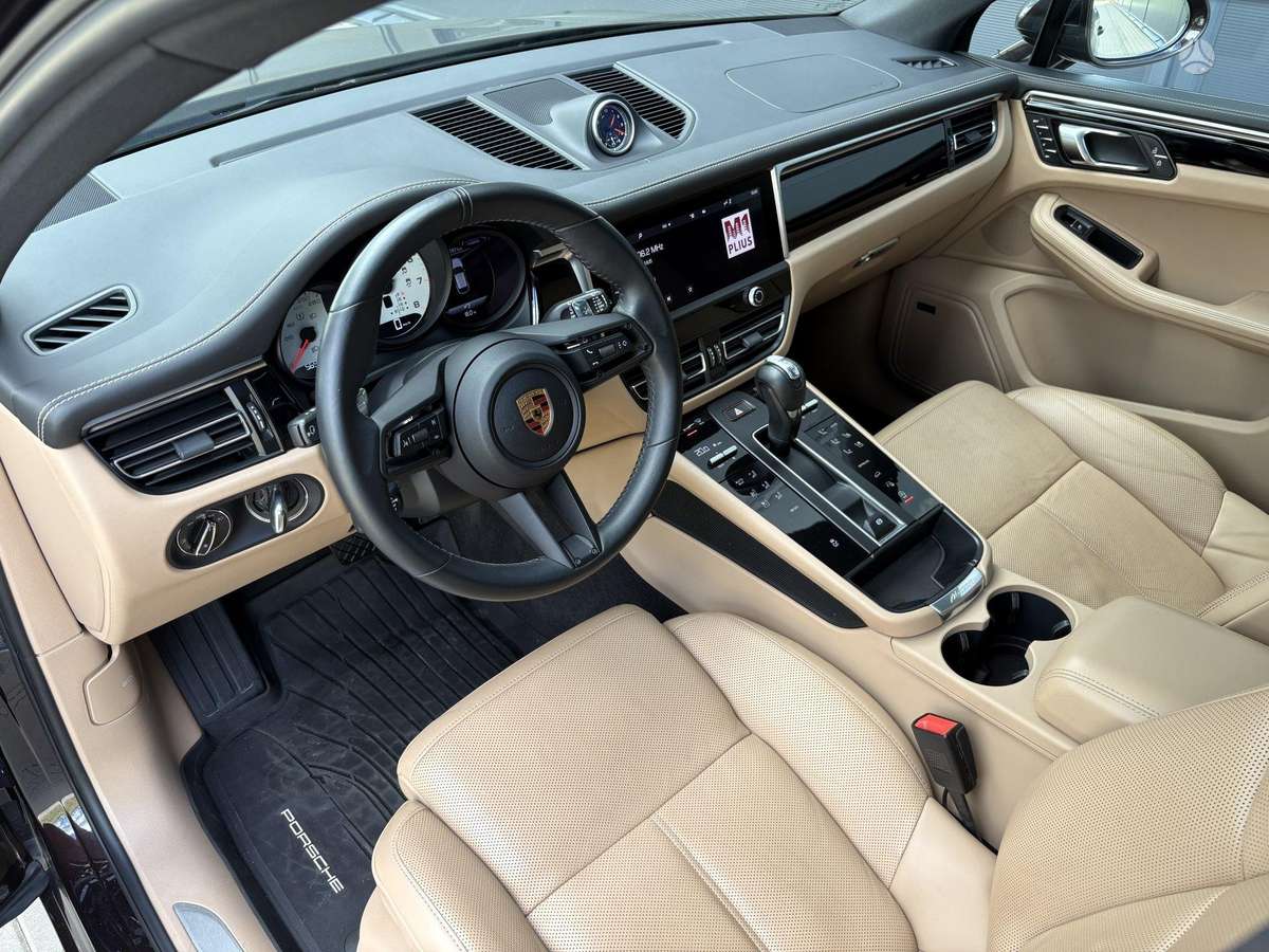 Porsche Macan - 10
