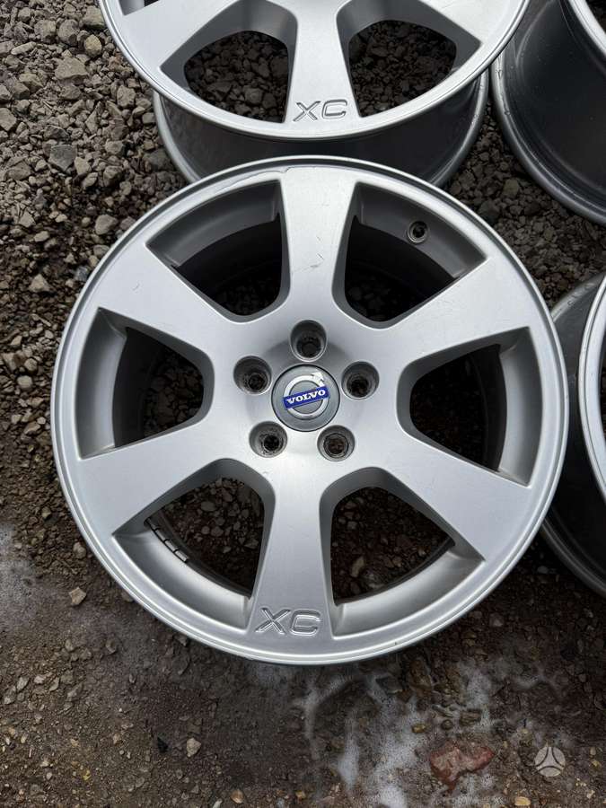 Volvo, light alloy, R17