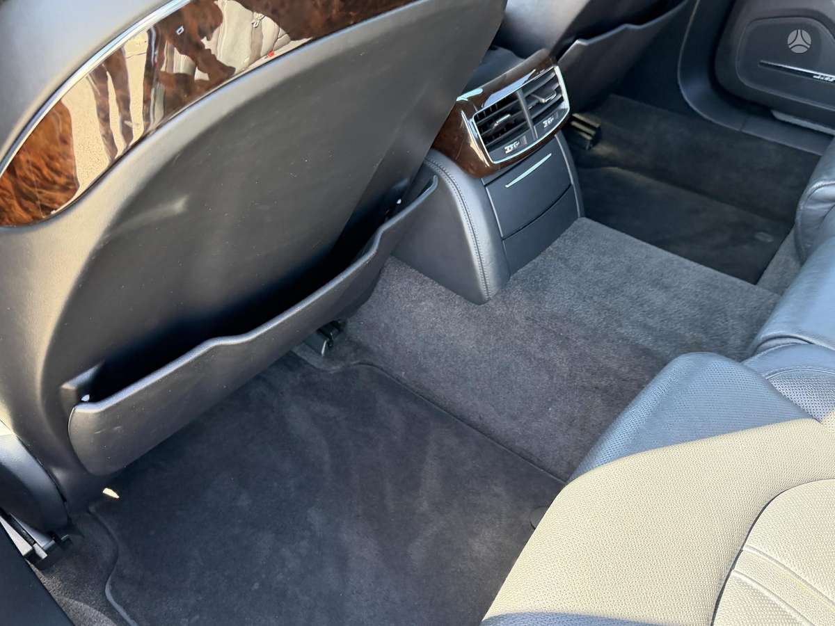 Audi A8 L, 3.0 l., Седан
