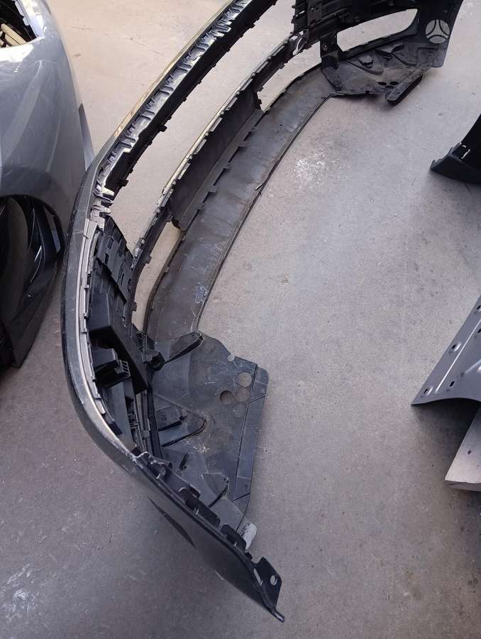 Volkswagen Transporter kėbulo dalys