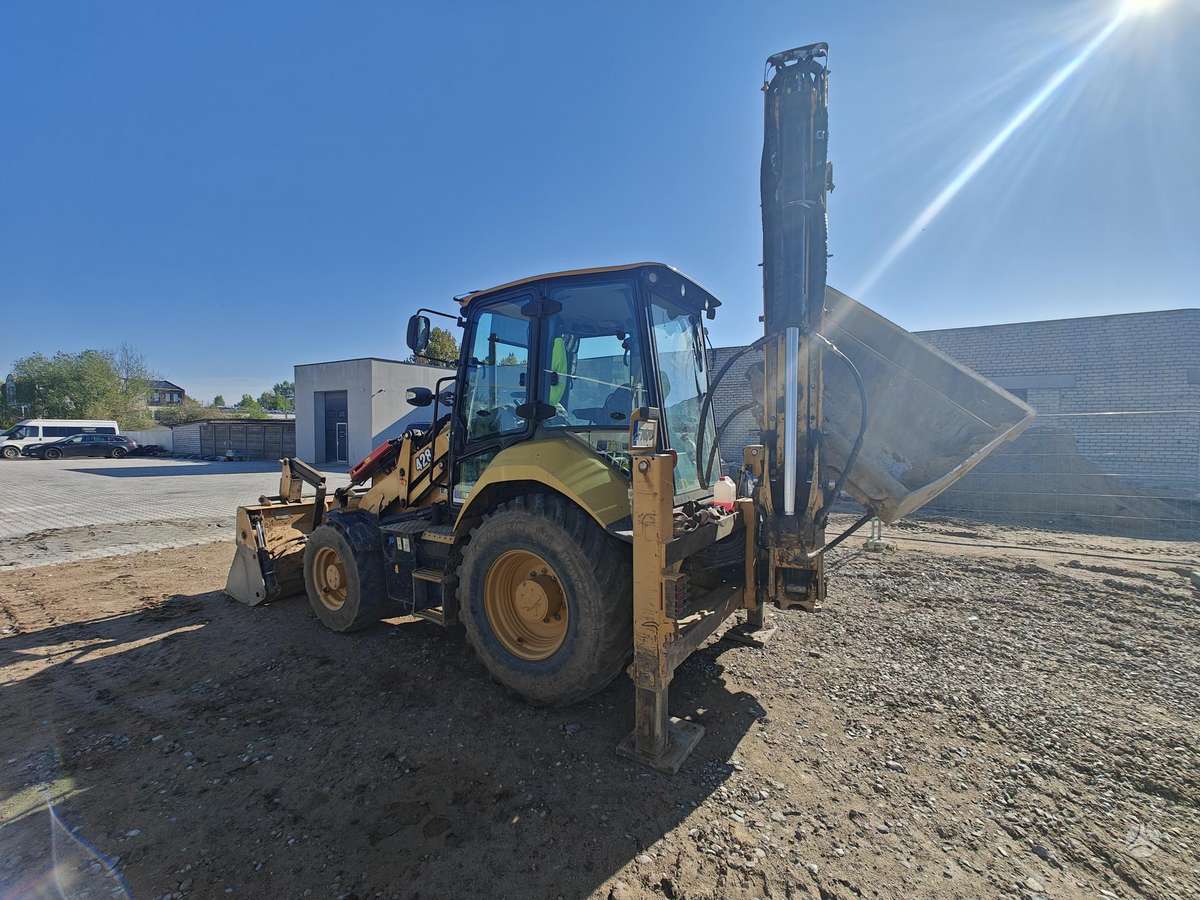 Caterpillar 428, экскаваторные погрузчики