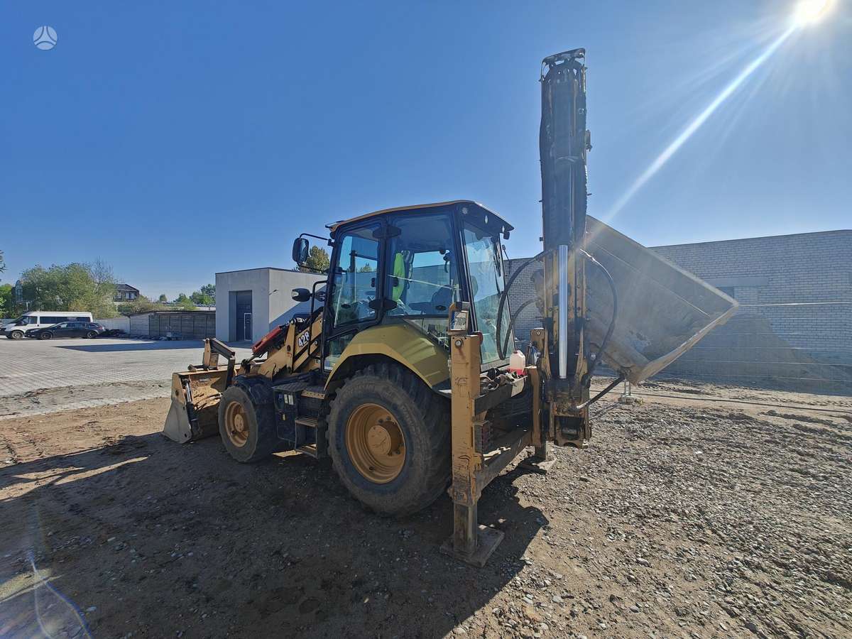 Caterpillar 428, экскаваторные погрузчики