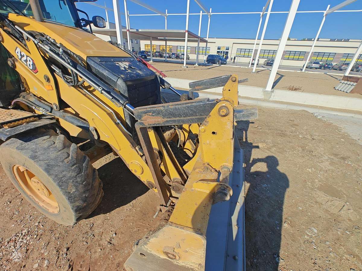 Caterpillar 428, экскаваторные погрузчики