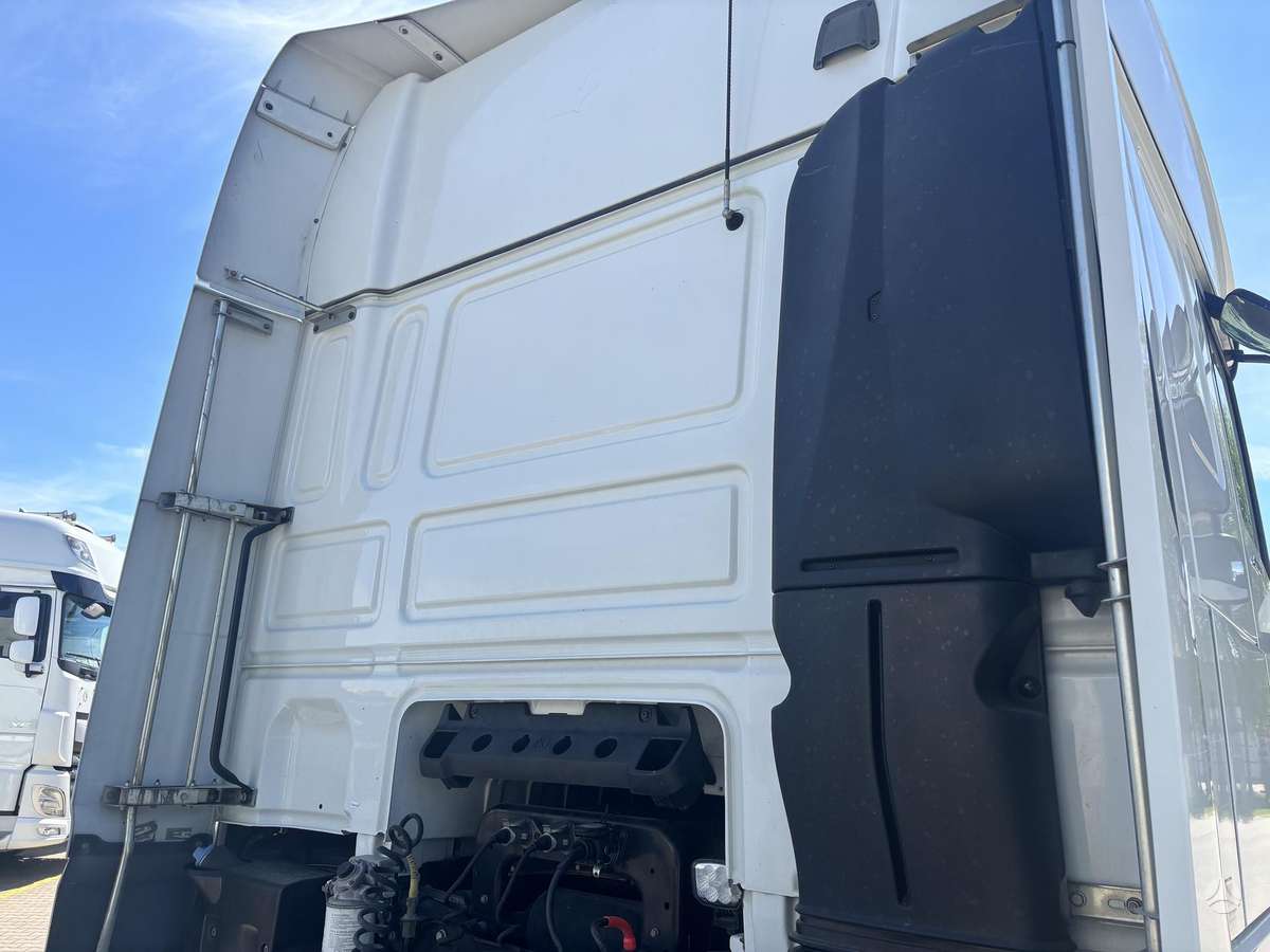 DAF XF106.480 2UNITS, double sleeper