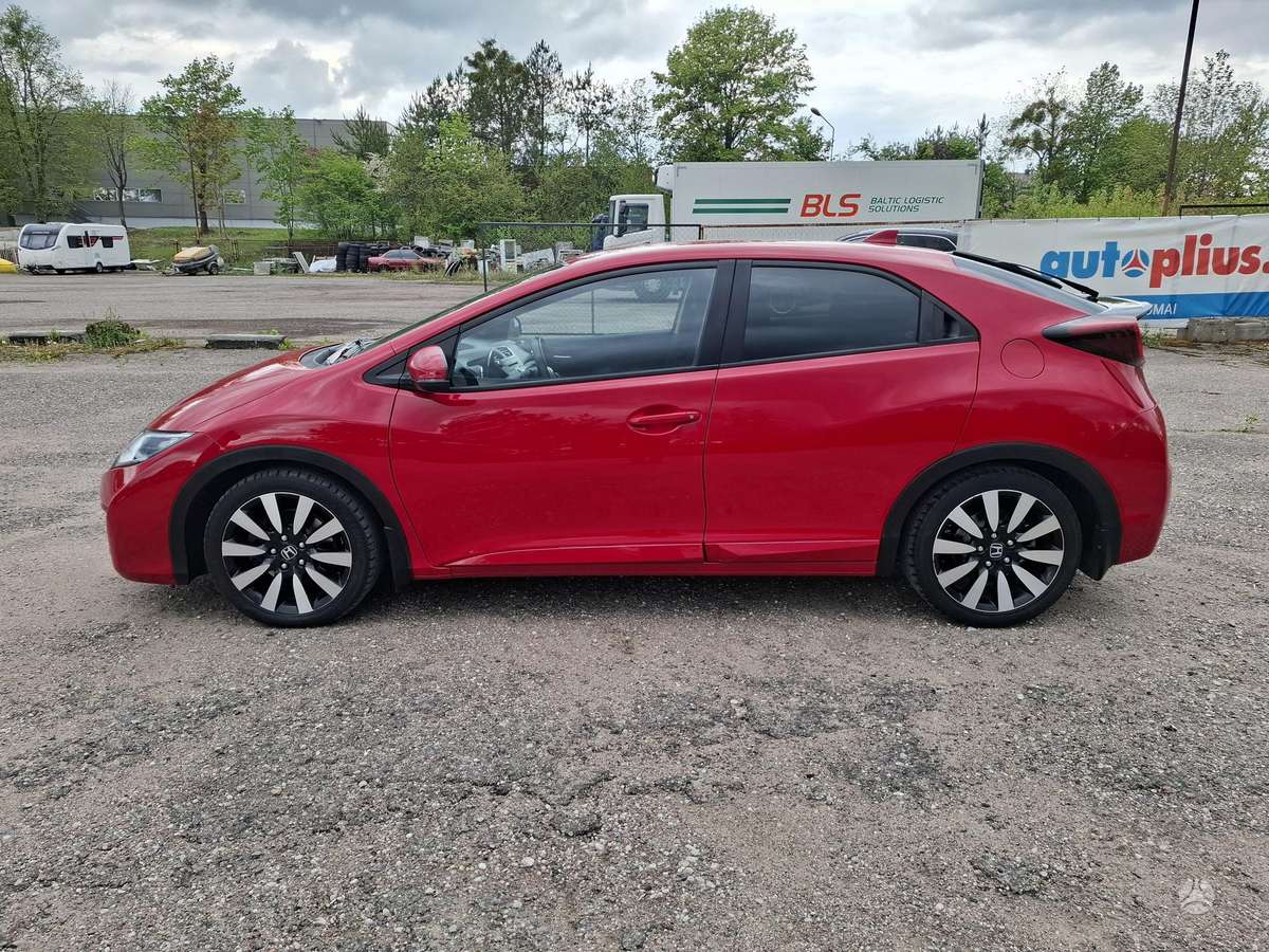 Honda Civic, 1.8 l., hatchback