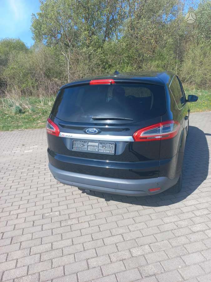 Ford S-MAX, cits