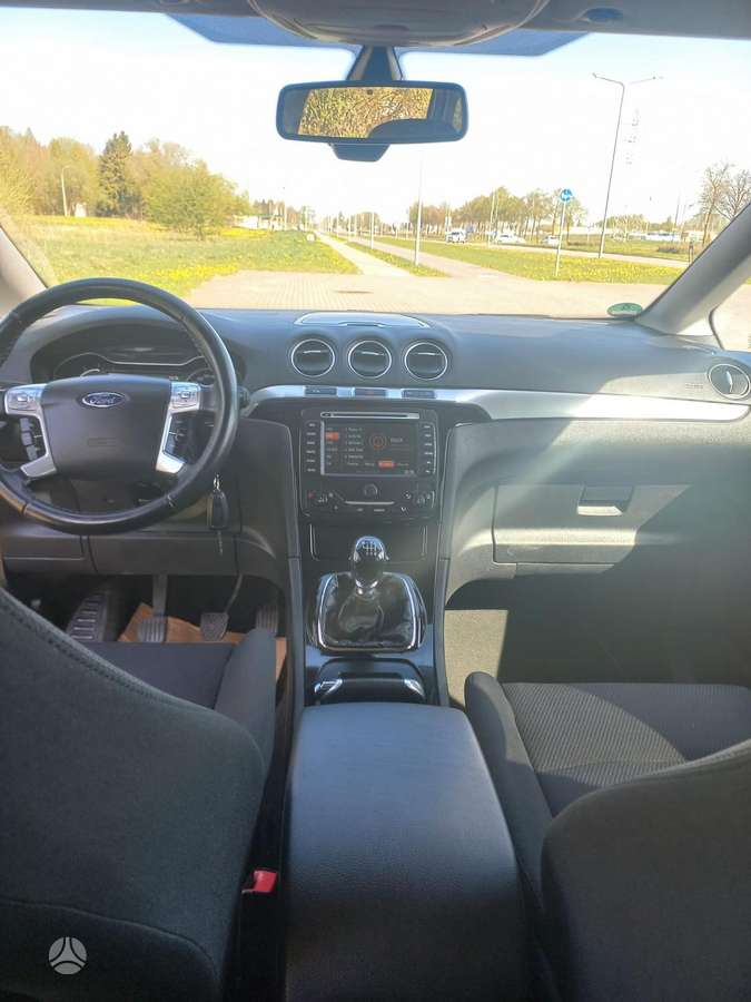 Ford S-MAX, cits