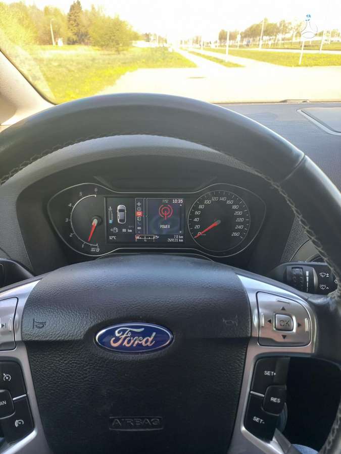 Ford S-MAX, cits