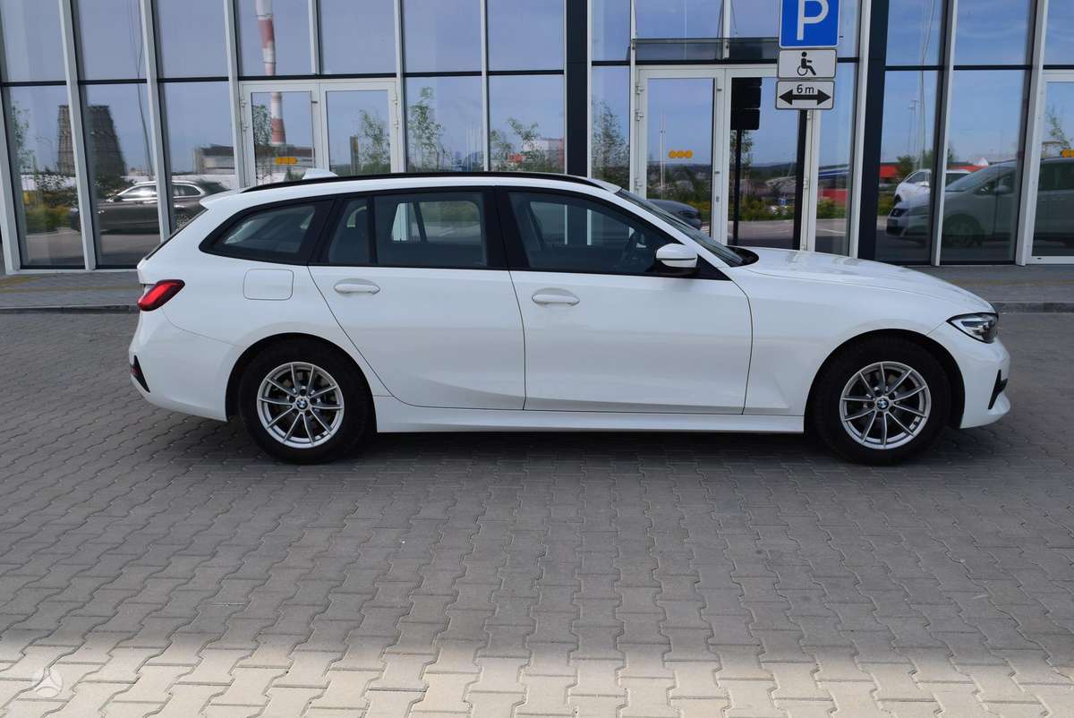 BMW 318, 2.0 l., Универсал