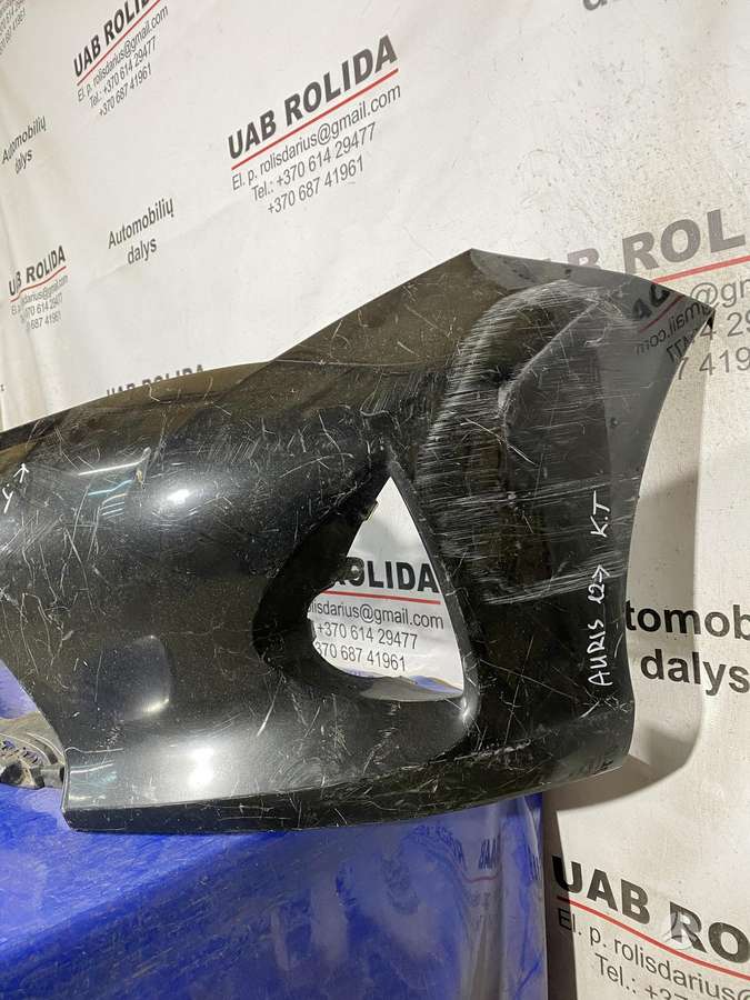 Toyota Auris kėbulo dalys