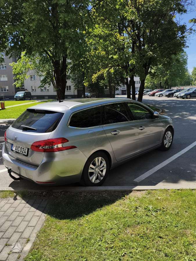 Peugeot 308, 1.2 l., Универсал