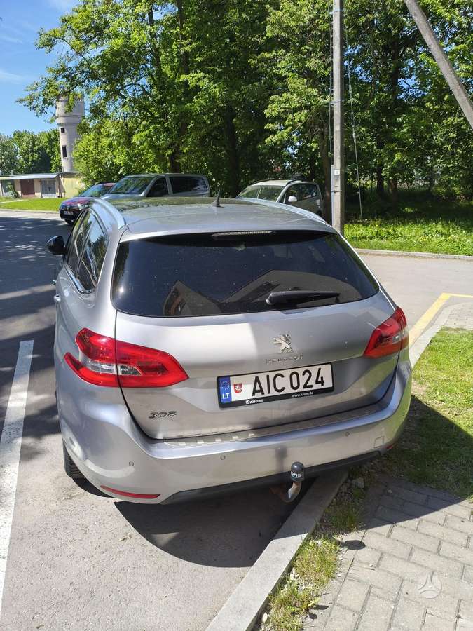 Peugeot 308, 1.2 l., Универсал