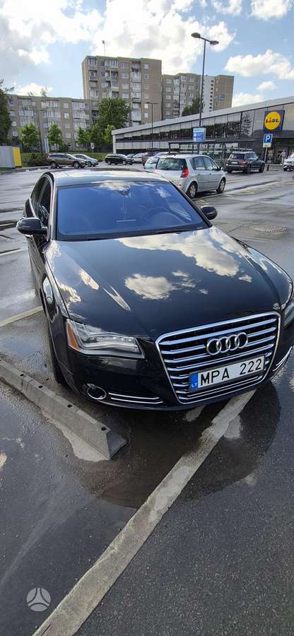 Audi A8, 4.0 l., Седан
