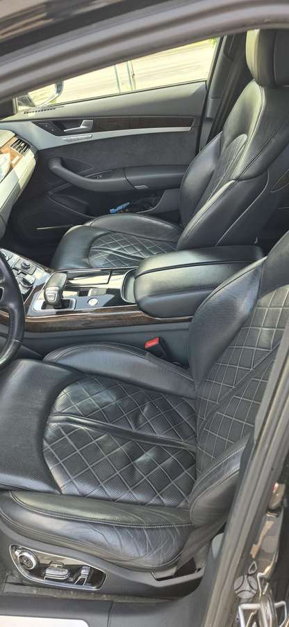 Audi A8, 4.0 l., Седан