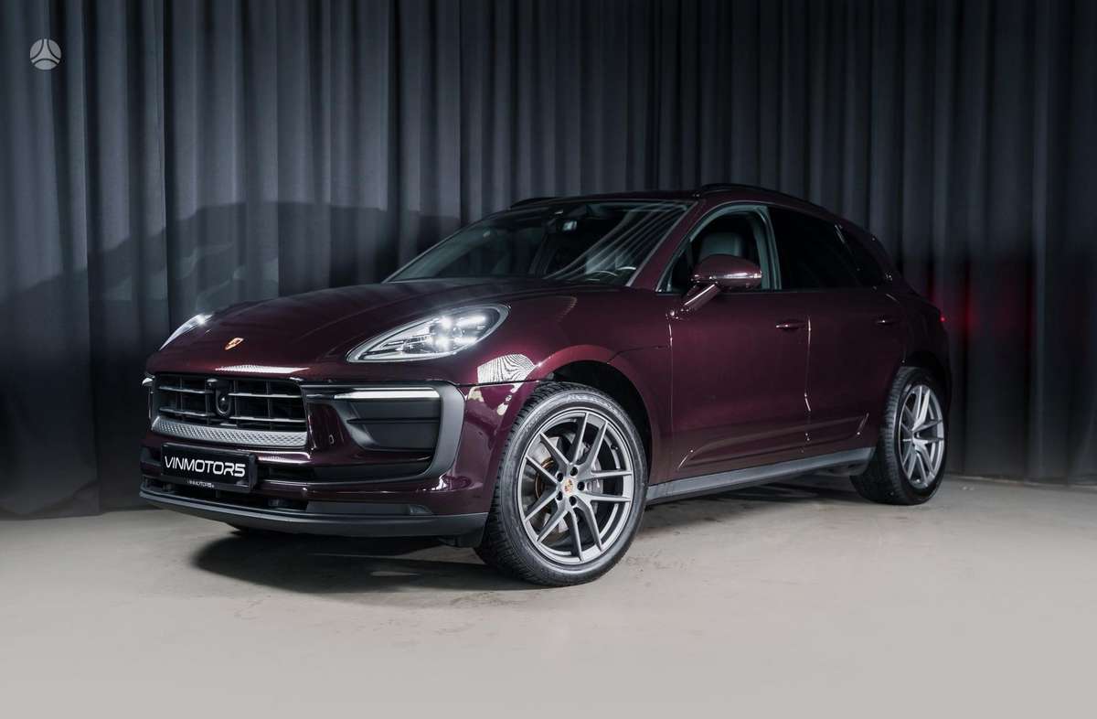Porsche Macan - 1