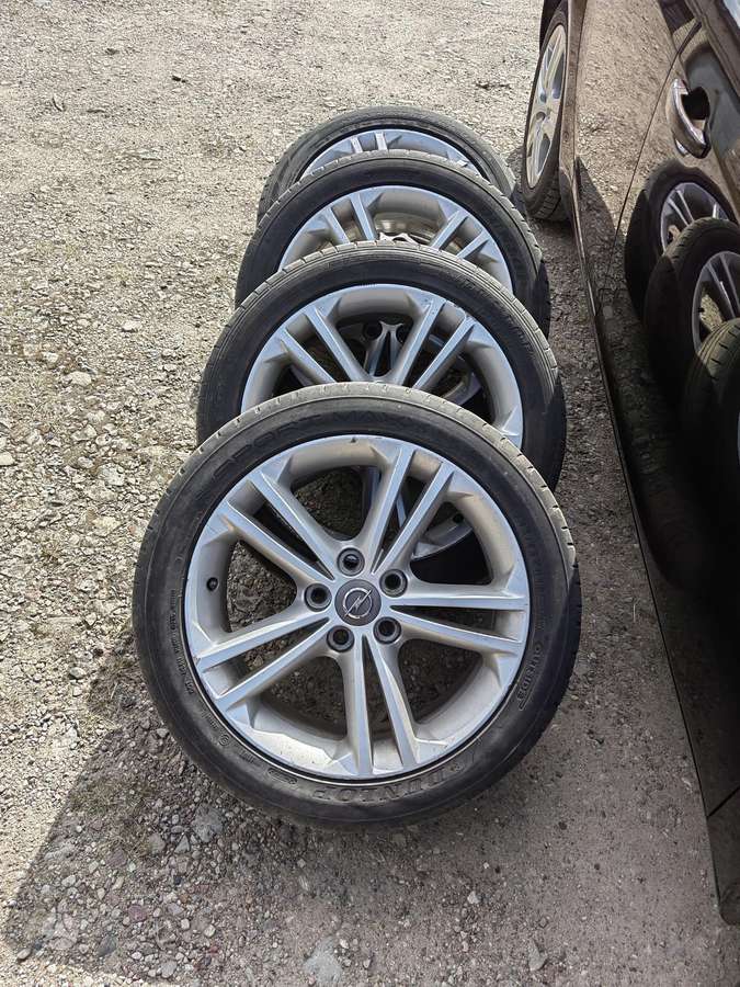 Opel Insignia - 11